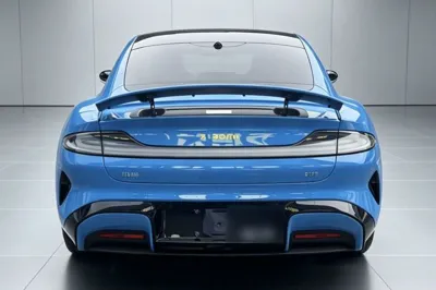 Xiaomi Auto SU7 2026, 100 км, за 42857 USD