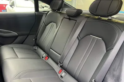 Xiaomi Auto SU7 2026, 100 км, за 42857 USD - фото 18