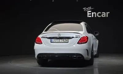 Mercedes-Benz C-Class 2016, 106585 км, за 22752.38 USD