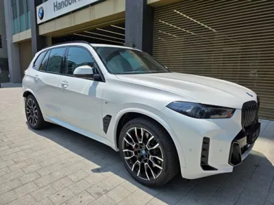BMW X5 2025, 17000 км, за 49730.87 USD