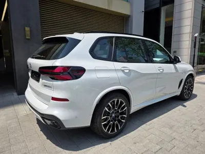 BMW X5 2025, 17000 км, за 49730.87 USD