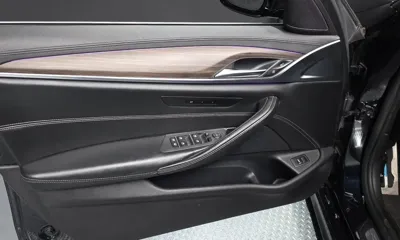 BMW 5-Series 2018, 138207 км, за 14195.48 USD - фото 24