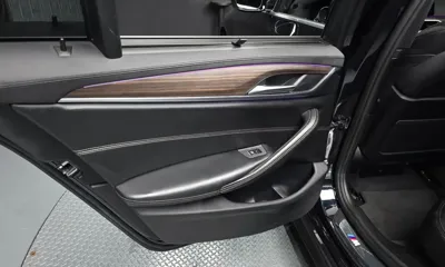 BMW 5-Series 2018, 138207 км, за 14195.48 USD - фото 25