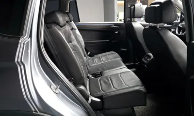 Volkswagen Tiguan 2023, 56236 км, за 17979.52 USD - фото 12