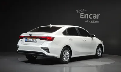 Kia K3 2021, 88427 км, за 8205.33 USD