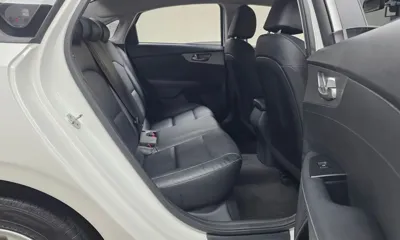 Kia K3 2021, 88427 км, за 8205.33 USD - фото 12