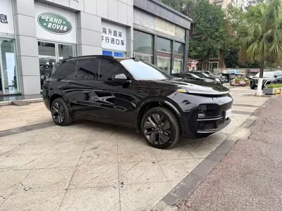Li Auto Li L9 2023, 74300 км, за 35019.92 USD