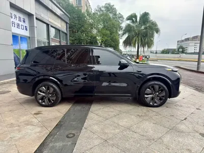 Li Auto Li L9 2023, 74300 км, за 35019.92 USD
