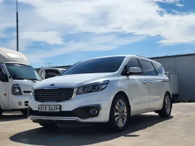 Kia Canival · 2015 год