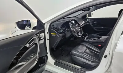 Hyundai Grandeur 2015, 146809 км, за 3744.09 USD - фото 11