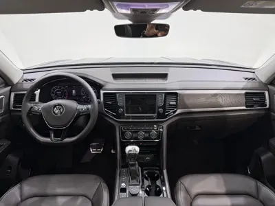 Volkswagen Teramont 2017, 91000 км, за 13213.4 USD - фото 8
