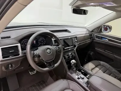 Volkswagen Teramont 2017, 91000 км, за 13213.4 USD - фото 9