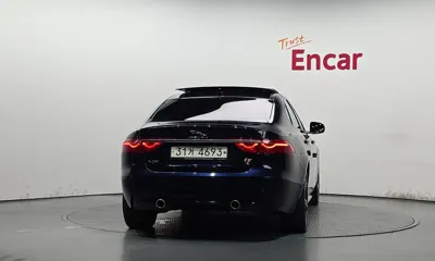 Jaguar XF 2017, 69627 км, за 12890.01 USD
