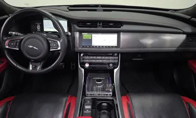 Jaguar XF 2017, 69627 км, за 12890.01 USD - фото 7