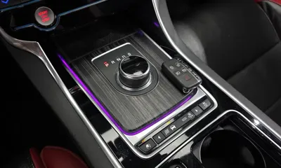 Jaguar XF 2017, 69627 км, за 12890.01 USD - фото 9