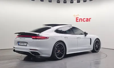 Porsche Panamera 2020, 36719 км, за 82000.32 USD