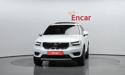 Volvo XC40 2021, 74360 км, за 19094.81 USD
