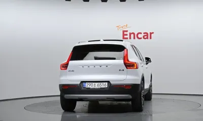 Volvo XC40 2021, 74360 км, за 19094.81 USD