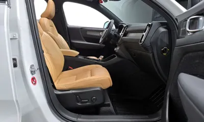 Volvo XC40 2021, 74360 км, за 18970.72 USD - фото 11