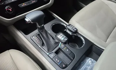 Kia Canival 2019, 49082 км, за 10906.94 USD - фото 9