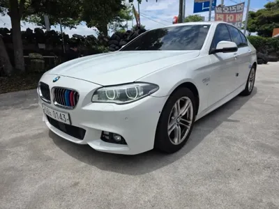 BMW 5-Series · 2016 год