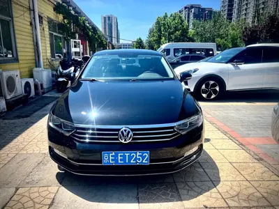 Volkswagen Magotan 2019, 150000 км, за 10094.79 USD