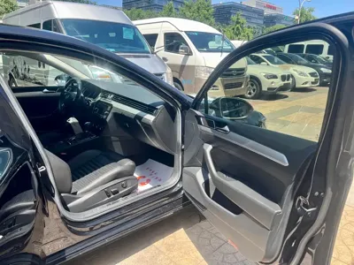 Volkswagen Magotan 2019, 150000 км, за 10094.79 USD - фото 18