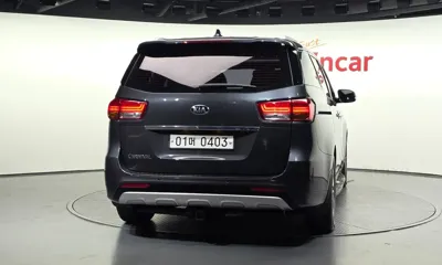 Kia Canival 2017, 86389 км, за 8921.01 USD