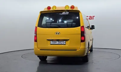 Hyundai Starex 2014, 143565 км, за 4923.2 USD