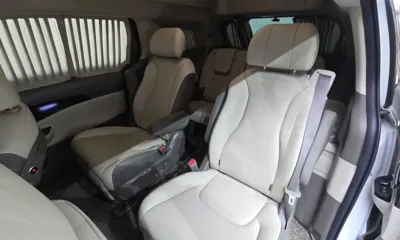 Kia Canival 2023, 37440 км, за 25928.84 USD - фото 12