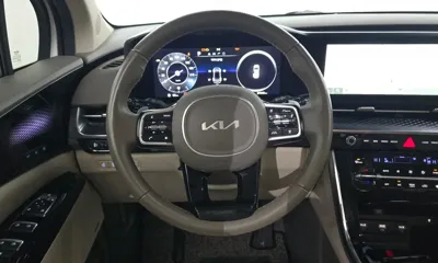 Kia Canival 2023, 37440 км, за 25928.84 USD - фото 13