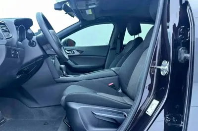 Mazda CX-4 2021, 32900 км, за 18688 USD - фото 20