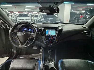 Hyundai Veloster 2015, 55560 км, за 4883.76 USD - фото 14