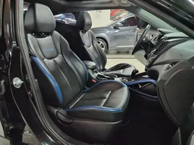 Hyundai Veloster 2015, 55560 км, за 4883.76 USD - фото 15