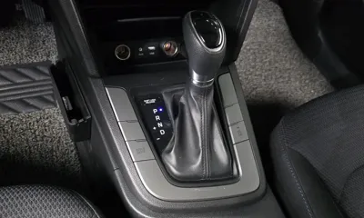 Hyundai Avante 2018, 100717 км, за 4755.7 USD - фото 9
