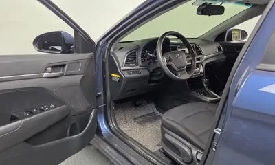 Hyundai Avante 2018, 100717 км, за 4755.7 USD - фото 10