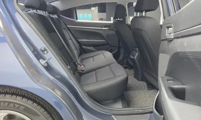 Hyundai Avante 2018, 100717 км, за 4755.7 USD - фото 12