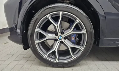BMW X6 2022, 61219 км, за 41368.1 USD