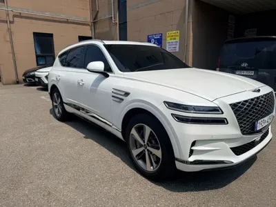 Genesis GV80 2023, 41568 км, за 35181.68 USD - фото 2