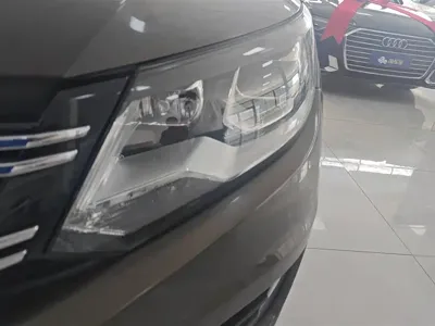 Volkswagen Tiguan 2014, 44700 км, за 5252.99 USD