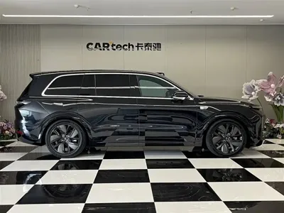 Li Auto Li L9 2023, 77200 км, за 36314.78 USD