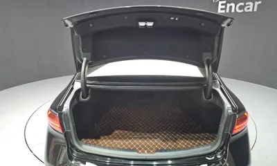 Kia K7 2018, 92108 км, за 8139.61 USD - фото 20