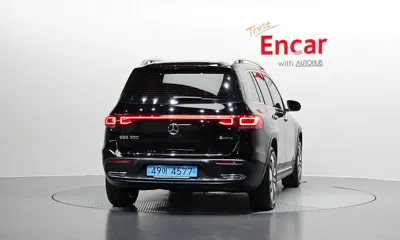 Mercedes-Benz EQB 2023, 40517 км, за 27697.01 USD