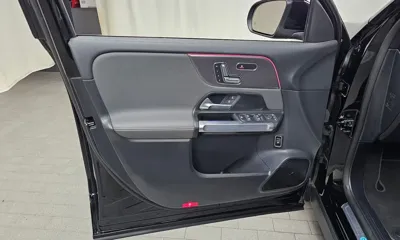 Mercedes-Benz EQB 2023, 40517 км, за 27697.01 USD - фото 24