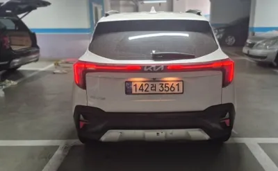 Kia Seltos 2023, 21541 км, за 15747.67 USD