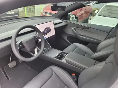 Tesla Model Y 2026, 1450 км, за 21104.37 USD - фото 7