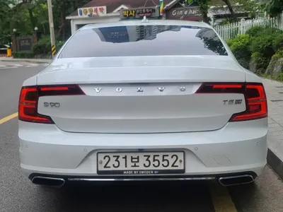 Volvo S90 2020, 94582 км, за 16251.7 USD - фото 4