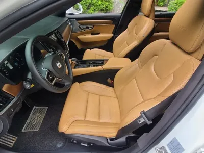 Volvo S90 2020, 94582 км, за 16251.7 USD - фото 10