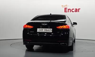 Hyundai Genesis 2016, 182261 км, за 4088.93 USD