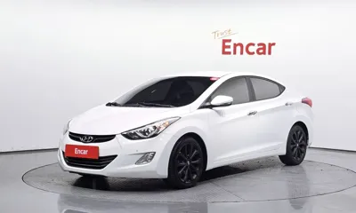 Hyundai Avante · 2013 год